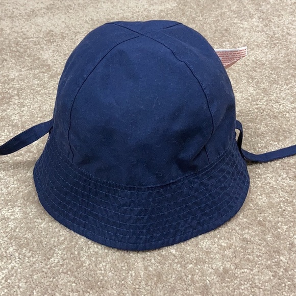 5/$20 Cat and jack 12/18m sun hat Velcro strap - Picture 2 of 5